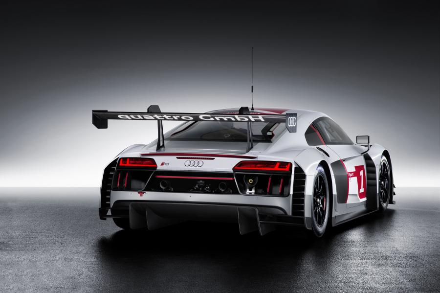  Audi R8 LMS 2015 года  (фото 41 из 49)